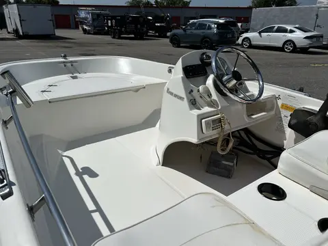 Super Sport steering console and controls