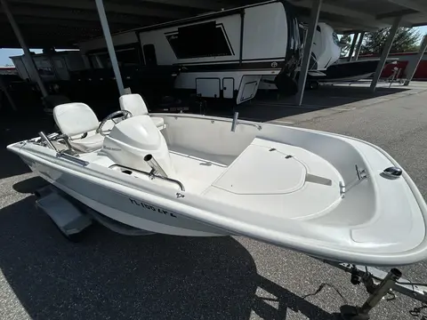 Bow storage lid and full interior viewed from the front